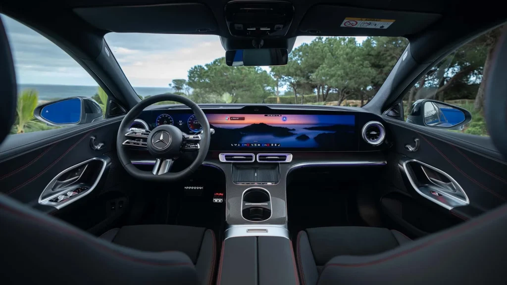 Mercedes-Benz, C-Serisi, elektrikli otomobil, C400 4Matic Electric, MBUX