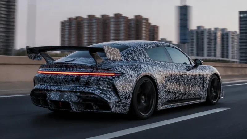 Xiaomi 2000 Beygirlik Yeni Coupe Modeliyle Porsche’ye Meydan Okuyor