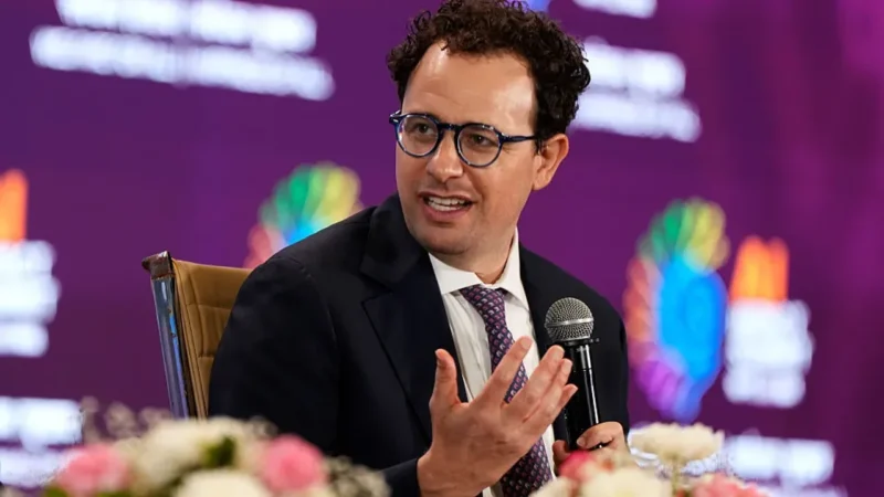 Anthropic CEO Dario Amodei’den Yapay Zeka Gelişimini Yavaşlatma Planı