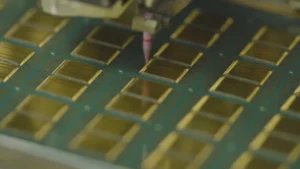 Samsung ASML’in Yüksek NA EUV Makineleriyle Daha Gelişmiş Çipler Üretecek